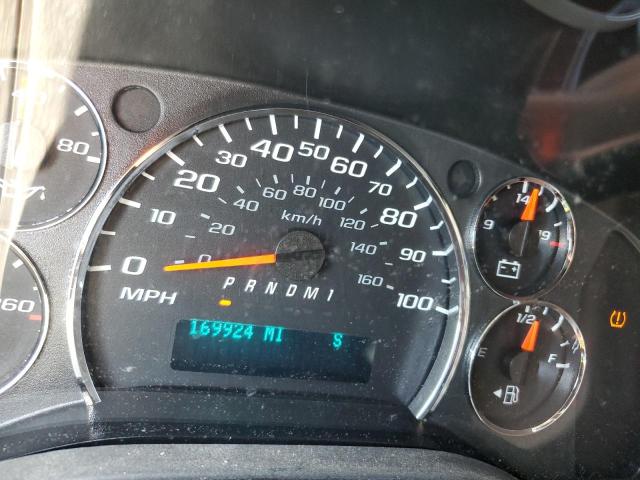 Photo 8 from auction – 2011 CHEVROLET EXPRESS with VIN 1GCWGFFAXB1124265