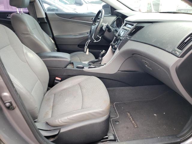 Photo 5 from auction – 2012 HYUNDAI SONATA SE with VIN 5NPEC4AC5CH415979
