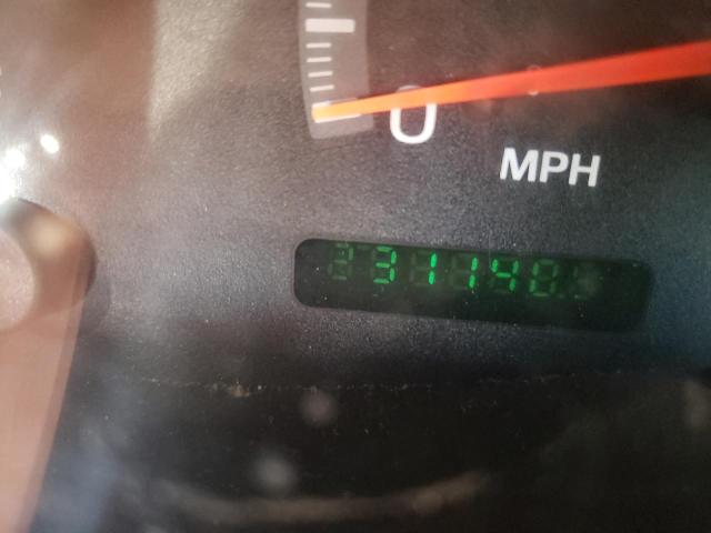 Photo 8 from auction – 2003 FORD F150 with VIN 2FTRX17W43CA92830
