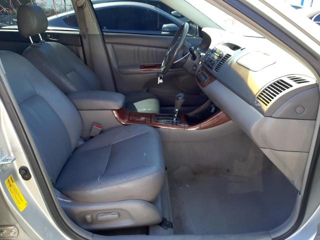 Photo 5 from auction – 2003 TOYOTA CAMRY LE with VIN 4T1BF30K83U550694