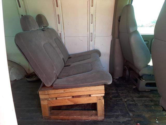 Photo 6 from auction – 2001 CHEVROLET EXPRESS with VIN 1GCFG15W211117261