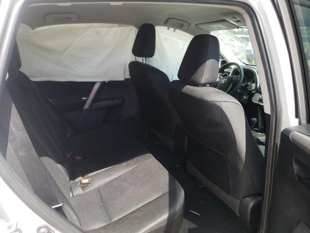 Photo 6 from auction – 2018 TOYOTA RAV4 LE with VIN 2T3ZFREV8JW517588