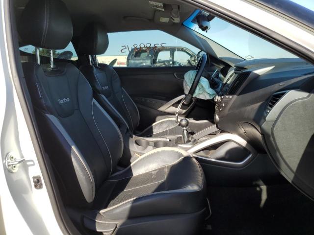 Photo 5 from auction – 2015 HYUNDAI VELOSTER T with VIN KMHTC6AE6FU231791