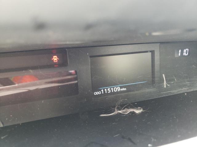 Photo 8 from auction – 2016 TOYOTA PRIUS V with VIN JTDZN3EU6GJ042487