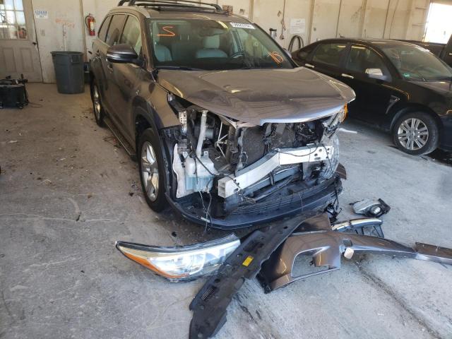 TOYOTA HIGHLANDER 2015 with VIN 5TDDKRFH8FS184509 - Photo from auction