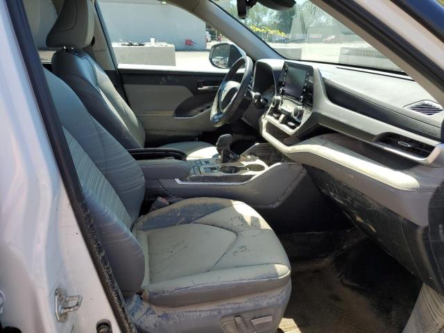 Photo 5 from auction – 2022 TOYOTA HIGHLANDER with VIN 5TDHZRBH2NS162703
