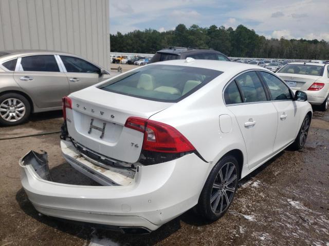 Photo 4 from auction – 2015 VOLVO S60 PREMIE with VIN YV149MFK9F2335756
