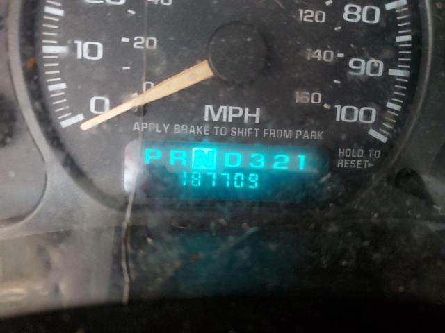 Photo 8 from auction – 2002 CHEVROLET SILVERADO with VIN 2GCEC19VX21423077
