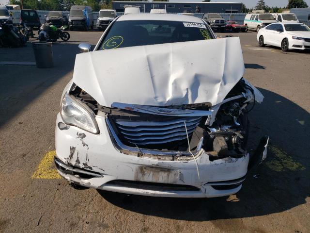Photo 9 from auction – 2013 CHRYSLER 200 LIMITE with VIN 1C3CCBCG4DN745601