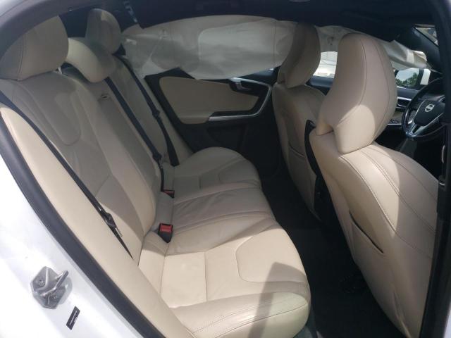 Photo 6 from auction – 2015 VOLVO S60 PREMIE with VIN YV149MFK9F2335756