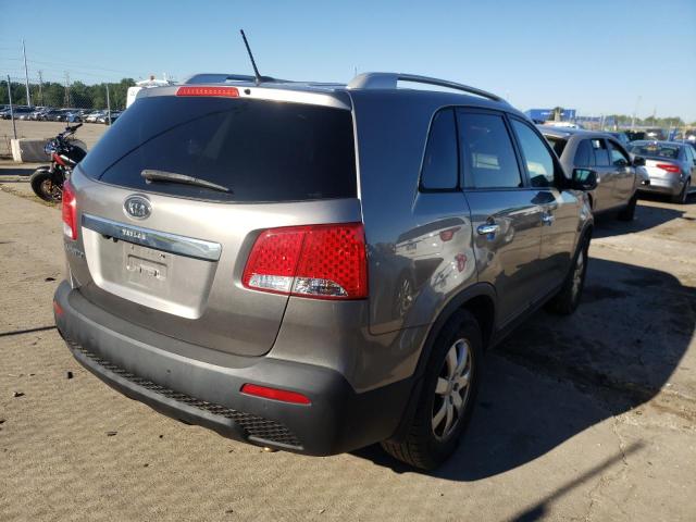 Photo 4 from auction – 2013 KIA SORENTO LX with VIN 5XYKT3A67DG359348