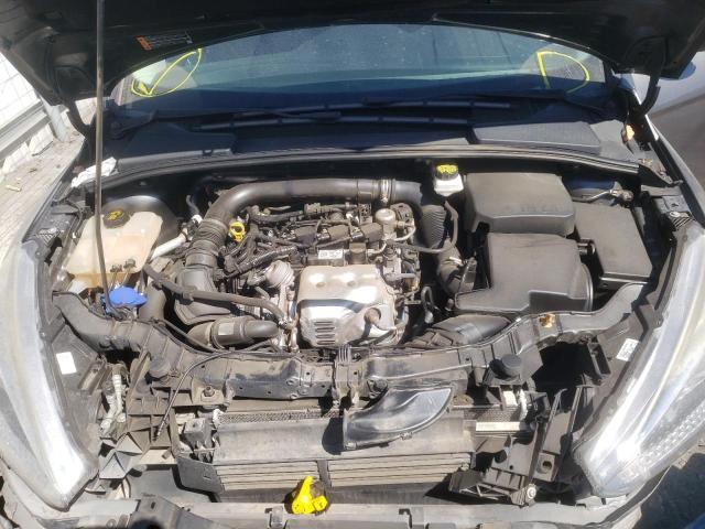 Photo 7 from auction – 2018 FORD FOCUS SE with VIN 1FADP3FE3JL270976