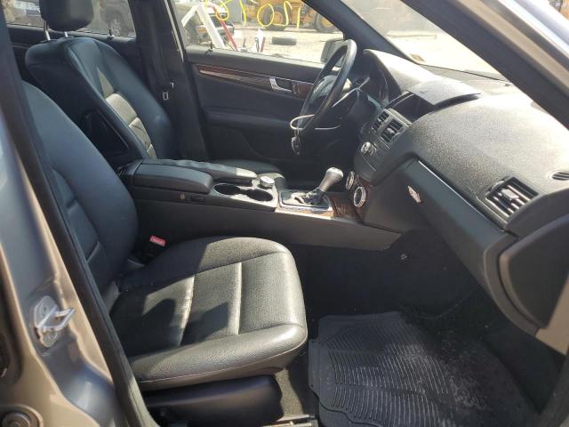 Photo 5 from auction – 2011 MERCEDES-BENZ C 300 with VIN WDDGF5EB0BA526653