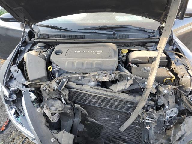 Photo 7 from auction – 2015 CHRYSLER 200 LIMITE with VIN 1C3CCCAB5FN657513