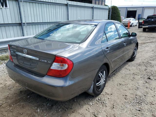 Photo 4 from auction – 2002 TOYOTA CAMRY LE with VIN 4T1BE30K12U581268