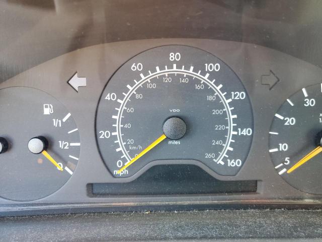 Photo 8 from auction – 1999 MERCEDES-BENZ E 320 with VIN WDBJF65H4XA831640