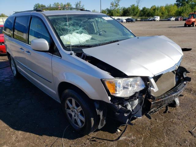 CHRYSLER TOWN & COU 2010 with VIN 2A4RR5D1XAR253700 - Photo from auction