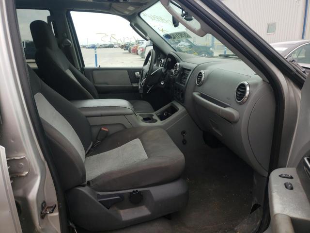 Photo 5 from auction – 2004 FORD EXPEDITION with VIN 1FMPU16W54LA00886