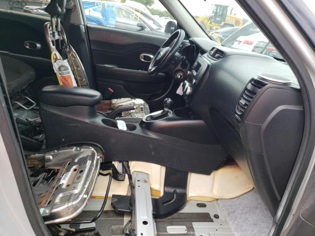 Photo 5 from auction – 2015 KIA SOUL with VIN KNDJN2A29F7795289
