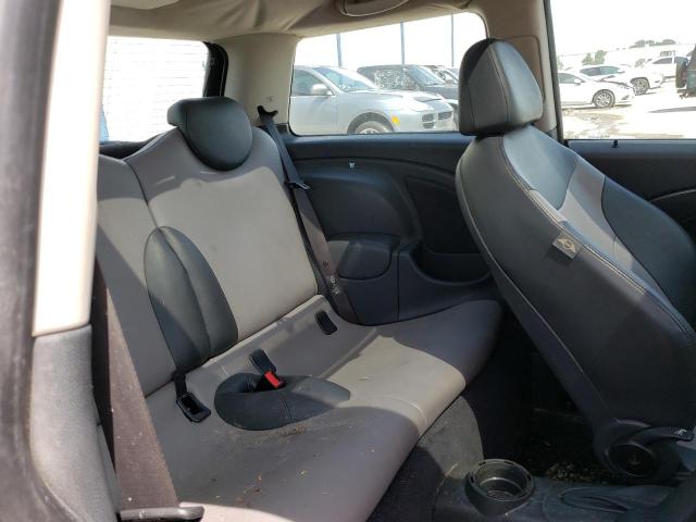 Photo 6 from auction – 2006 MINI COOPER S with VIN WMWRE33556TJ36744