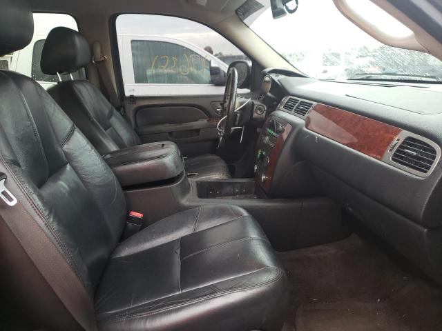 Photo 5 from auction – 2011 CHEVROLET AVALANCHE with VIN 3GNTKFE30BG232987
