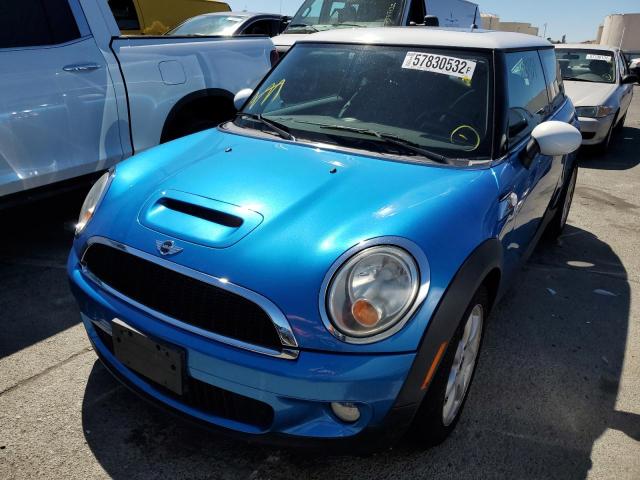 Photo 2 from auction – 2009 MINI COOPER S with VIN WMWMF73599TW80277