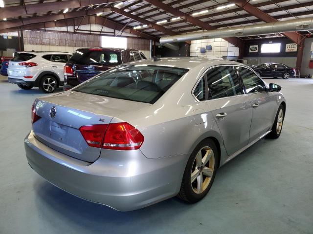 Photo 4 from auction – 2012 VOLKSWAGEN PASSAT SE with VIN 1VWBP7A38CC002679