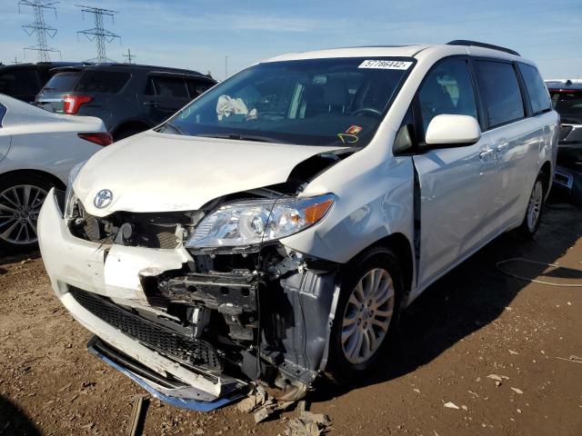 Photo 2 from auction – 2017 TOYOTA SIENNA XLE with VIN 5TDYZ3DC2HS830762