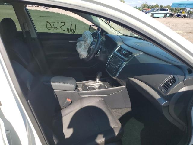 Photo 5 from auction – 2017 NISSAN ALTIMA 2.5 with VIN 1N4AL3AP9HC217281