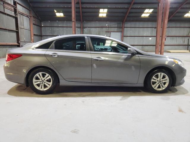 Photo 4 from auction – 2013 HYUNDAI SONATA GLS with VIN 5NPEB4AC6DH732075