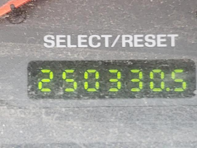 Photo 8 from auction – 2001 FORD MUSTANG with VIN 1FAFP40411F137386