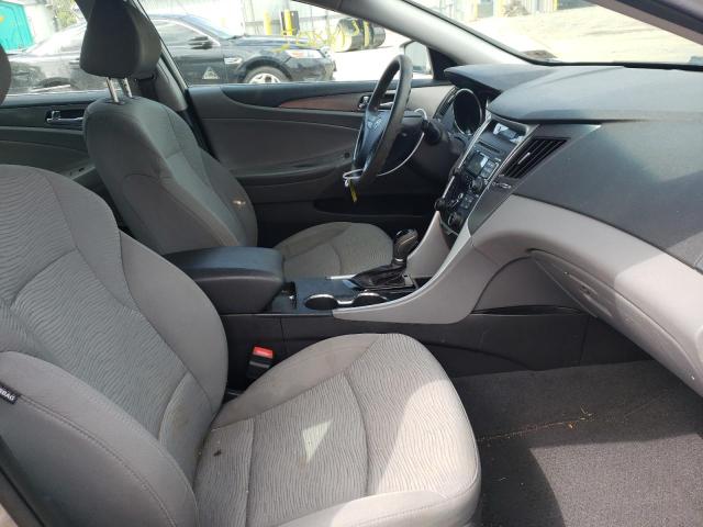 Photo 5 from auction – 2011 HYUNDAI SONATA HYB with VIN KMHEC4A48BA005106