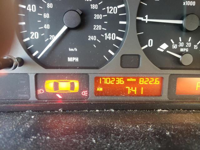 Photo 8 from auction – 2005 BMW 325 I with VIN WBAEV33465KW20321