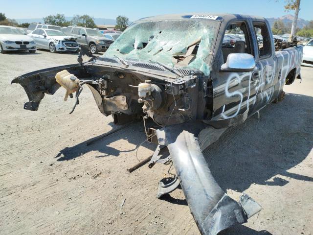Photo 2 from auction – 2002 CHEVROLET SILVERADO2 with VIN 1GCEK19T52E227418