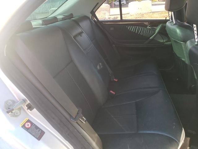 Photo 6 from auction – 2002 MERCEDES-BENZ E 320 with VIN WDBJF65J42B398357