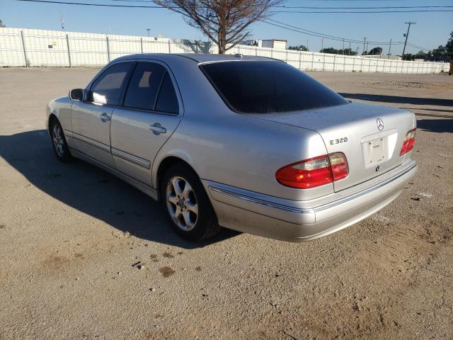 Photo 3 from auction – 2002 MERCEDES-BENZ E 320 with VIN WDBJF65J42B398357
