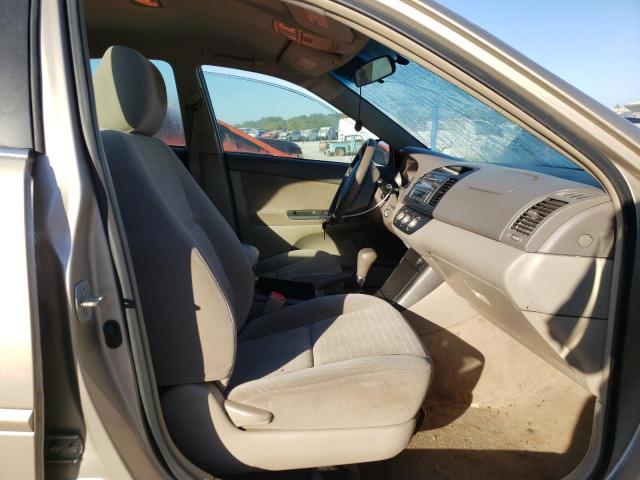 Photo 5 from auction – 2005 TOYOTA CAMRY with VIN 4T1BE32K55U049751