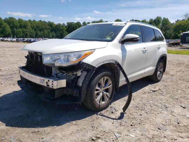 Photo 2 from auction – 2015 TOYOTA HIGHLANDER with VIN 5TDJKRFH4FS161487