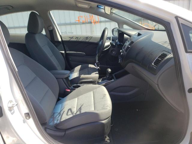 Photo 5 from auction – 2017 KIA FORTE LX with VIN 3KPFK4A70HE091247