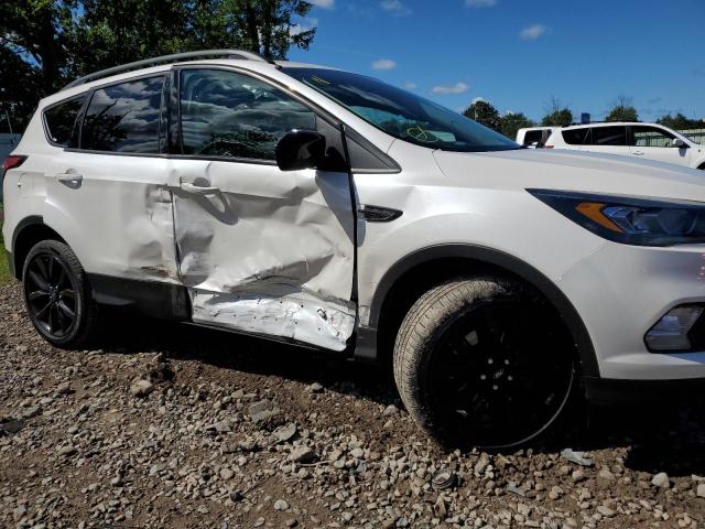Photo 9 from auction – 2018 FORD ESCAPE SE with VIN 1FMCU9GD8JUC25643