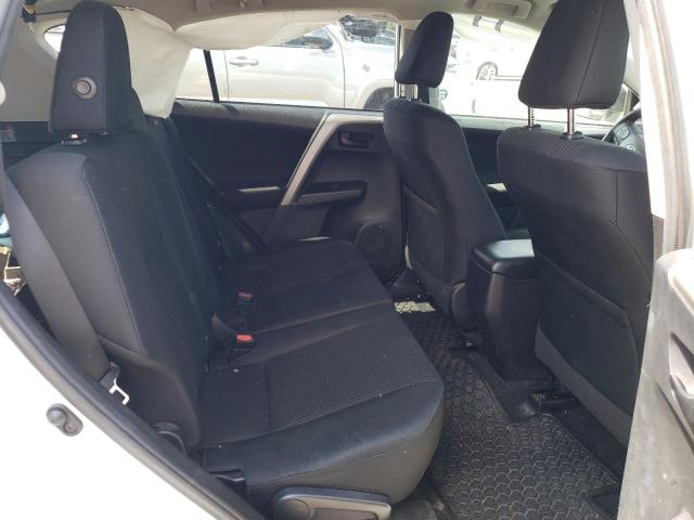 Photo 6 from auction – 2018 TOYOTA RAV4 LE with VIN 2T3BFREV8JW776616