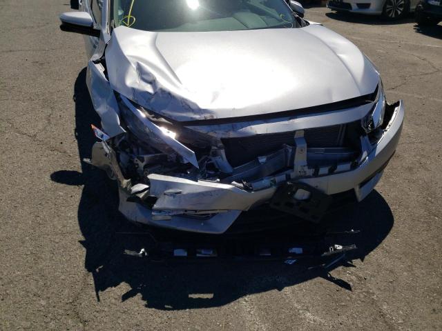 Photo 9 from auction – 2018 HONDA CIVIC EX with VIN 19XFC1F33JE201554