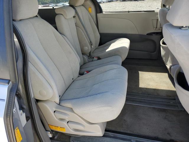 Photo 6 from auction – 2014 TOYOTA SIENNA LE with VIN 5TDKK3DCXES484370