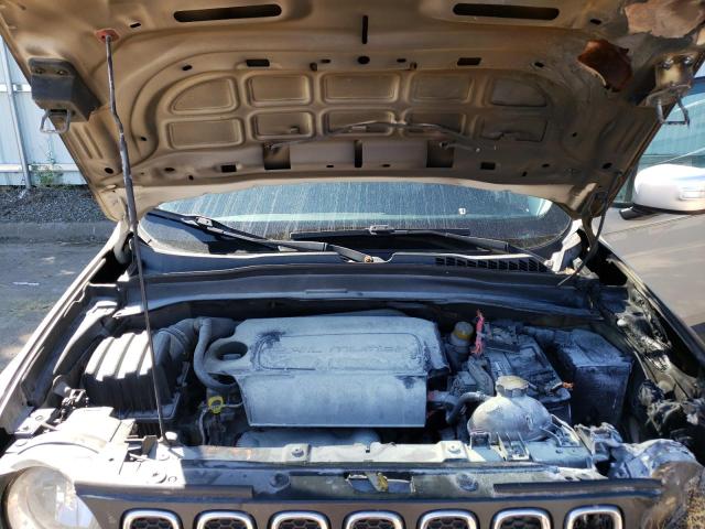 Photo 7 from auction – 2015 JEEP RENEGADE L with VIN ZACCJBDT8FPC32021