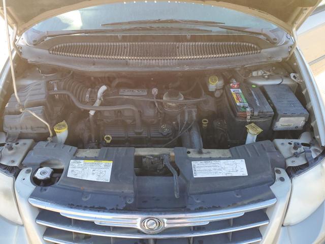 Photo 7 from auction – 2005 CHRYSLER TOWN & COU with VIN 2C4GP64L85R545720