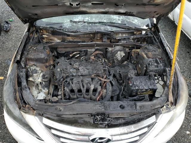 Photo 9 from auction – 2014 HYUNDAI SONATA SE with VIN 5NPEC4AC8EH890710
