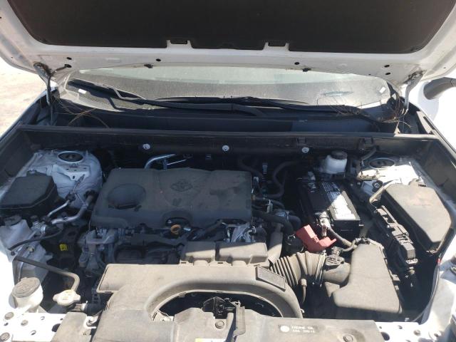 Photo 7 from auction – 2021 TOYOTA RAV4 XLE with VIN 2T3W1RFV2MC096392