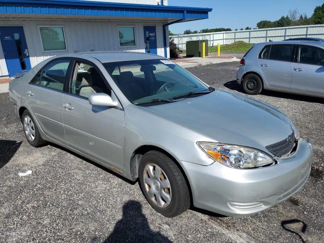 TOYOTA CAMRY LE 2003 with VIN 4T1BE32K43U641848 - Photo from auction