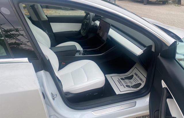 Photo 5 from auction – 2019 TESLA MODEL 3 with VIN 5YJ3E1EA7KF509772