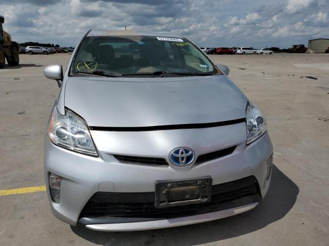 Фото 9 с аукциона – 2014 TOYOTA PRIUS с VIN JTDKN3DU2E1748209